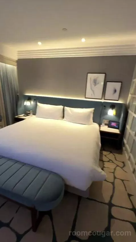 Park Lane Suite with Lounge Access (#1508) bed picture #5