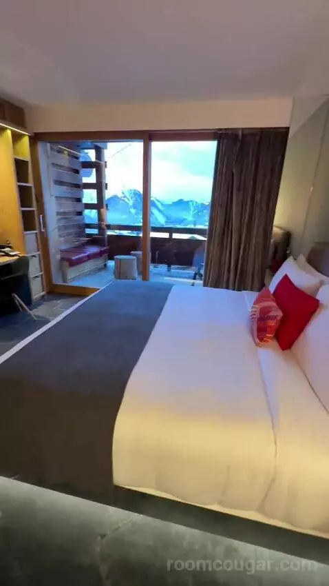 gogotravelwithjosh post preview