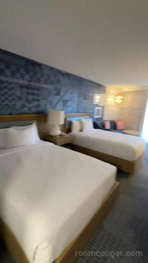 2 Double Beds, Waikiki View (#1516) bed picture #1