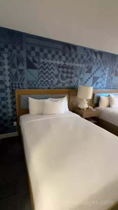 2 Double Beds, Waikiki View (#1516) bed picture #6