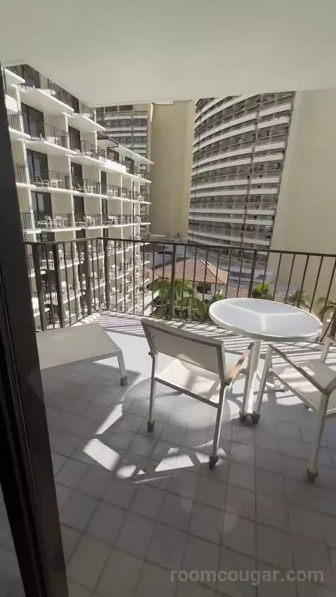 Ocean View King (#1135) view picture #3
