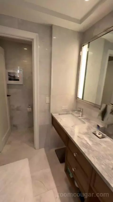 Ocean Suite (#2204) bathroom picture #4