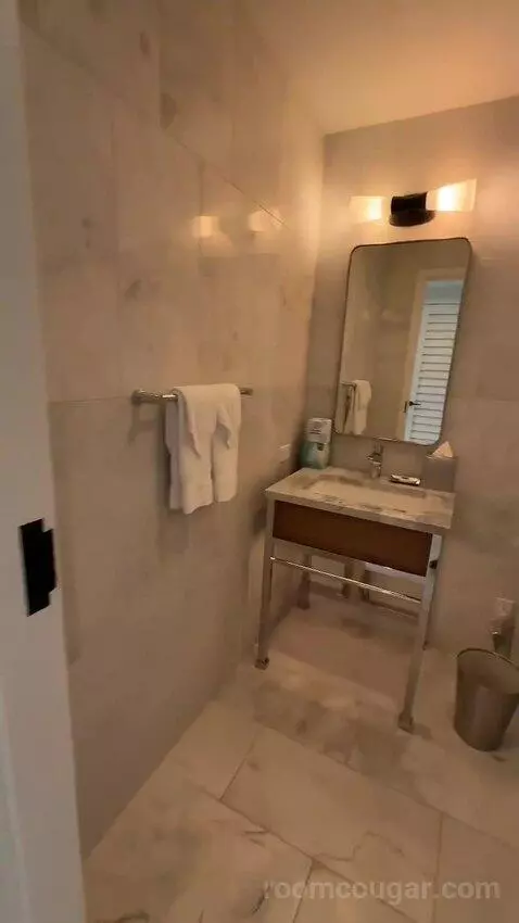 Ocean Suite (#2204) bathroom picture #1