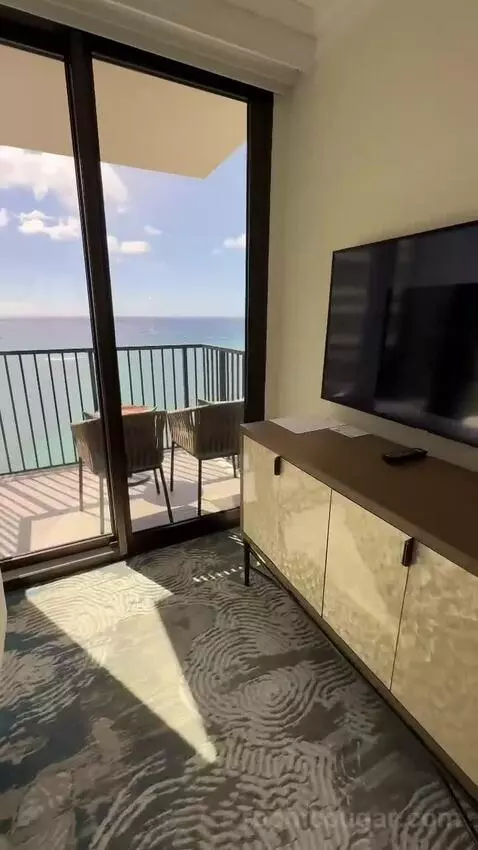Ocean Suite (#2204) view picture #1