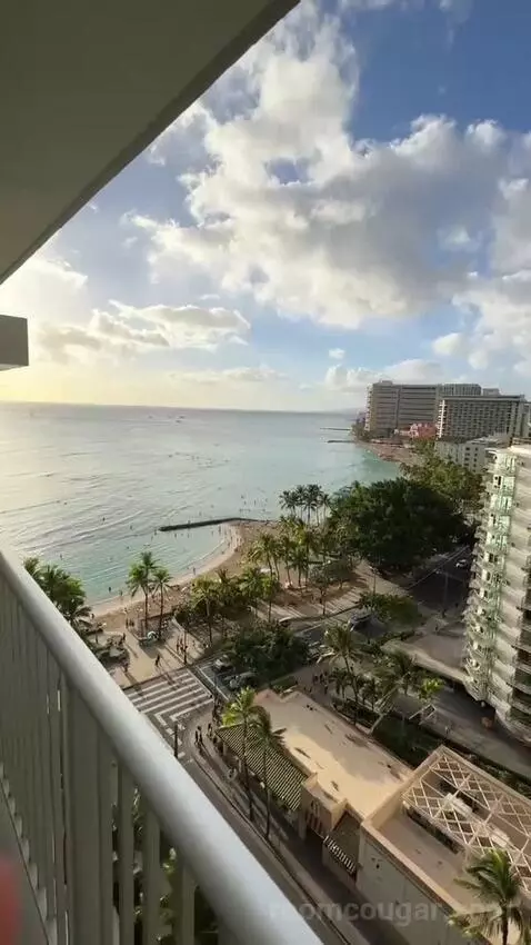 gogotravelwithjosh's review preview ('Alohilani Resort Waikiki Beach)