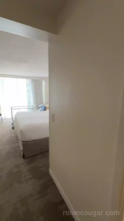 King Room with Ocean View (#1713) bed picture #4