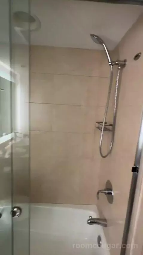 Pacific Tower Ocean View 2 Queen Beds (#828) bathroom picture #10