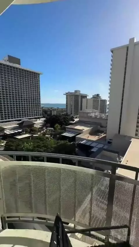 Corner Suite, 1 King Bed, Queen Day Bed, Twin Day Bed, Double Balcony (#1515) view picture #10