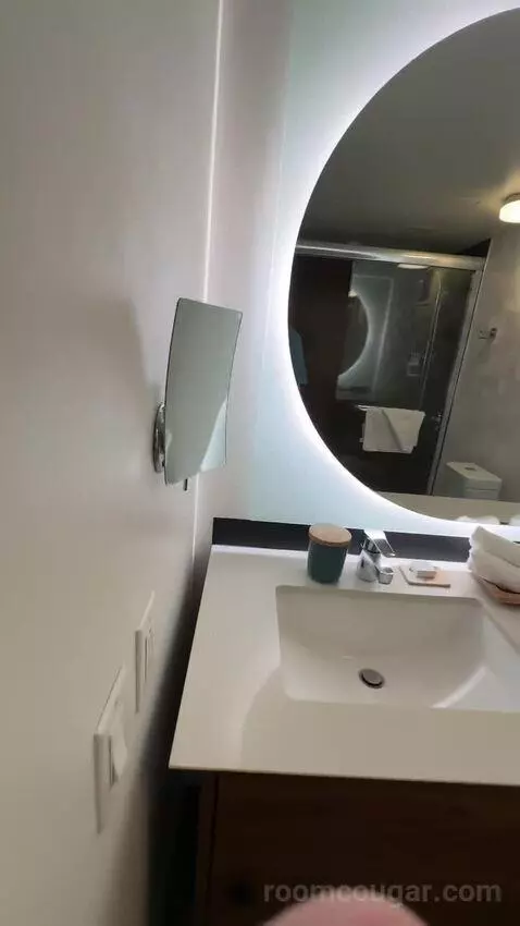 Deluxe Room, 2 King Beds, Balcony (#1413) bathroom picture #12
