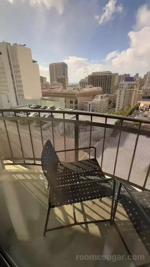 Deluxe Room, 1 King Bed, Twin Day Bed, Balcony (#1516) view picture #3