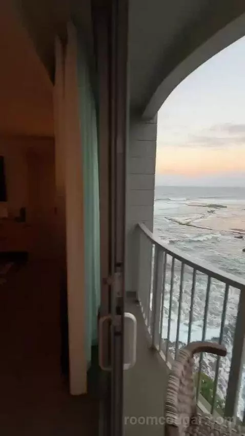 Ocean Front Suite, Suite, 1 King, Sofa Bed (#457) view picture #11