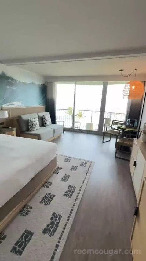 Guest Room, 1 King, Sofa Bed, Ocean View, Balcony (#501) view picture #1