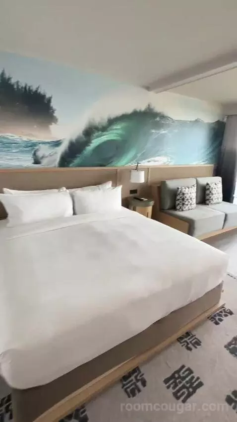 Guest Room, 1 King, Sofa Bed, Ocean View, Balcony (#501) bed picture #4