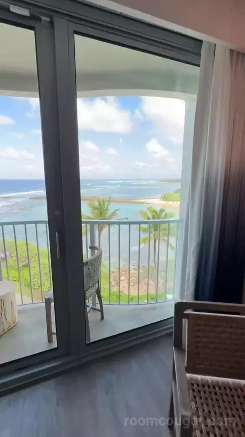 Guest Room, 1 King, Sofa Bed, Ocean View, Balcony (#501) view picture #7