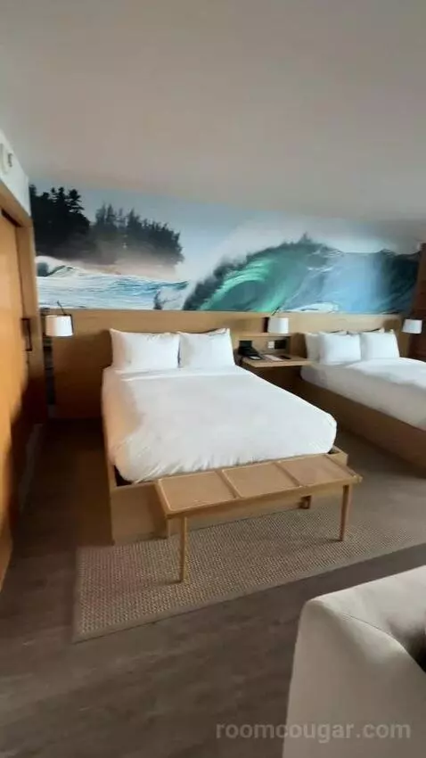 Ocean Front Suite, Suite, 2 Queen, Sofa Bed, Ocean Facing View, Lanai (#530) bed picture #2