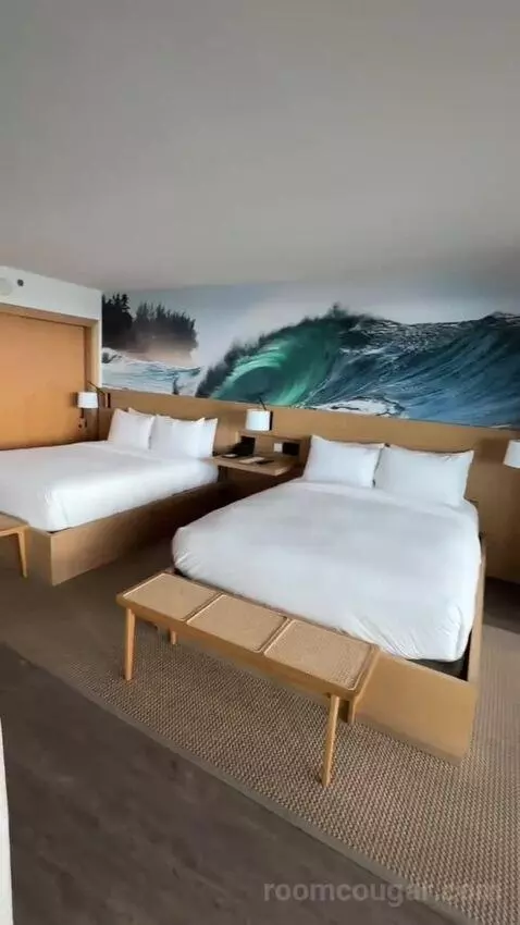 Ocean Front Suite, Suite, 2 Queen, Sofa Bed, Ocean Facing View, Lanai (#530) bed picture #9