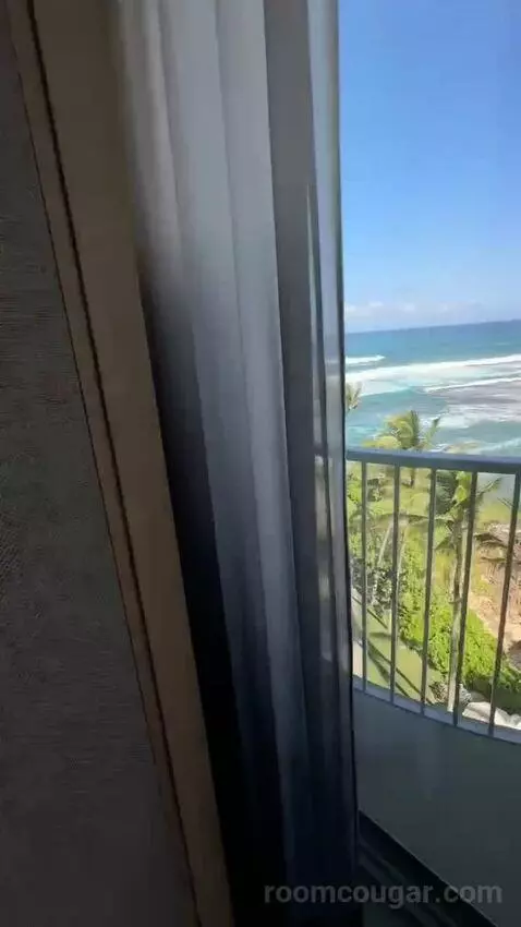 Premium Ocean Front, Guest Room, 1 King, Ocean Facing View, Top Floor, Balcony (#611) view picture #5