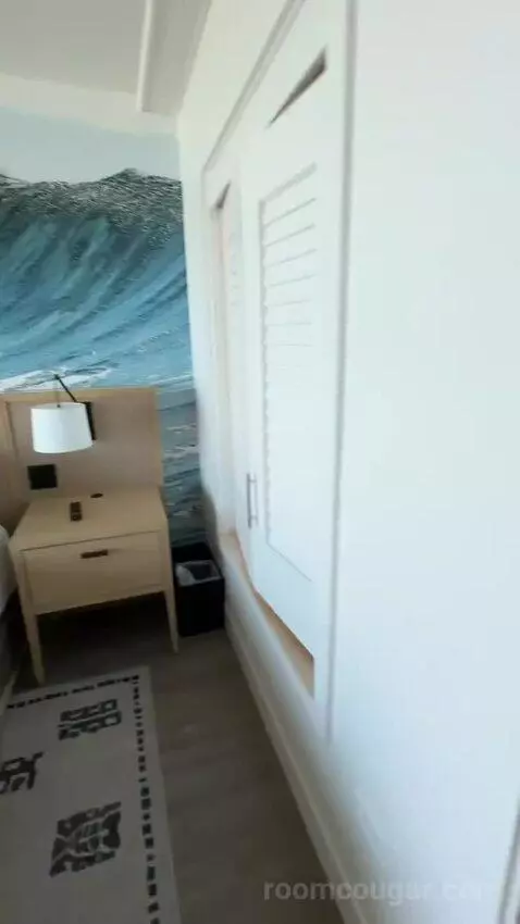Premium Ocean Front, Guest Room, 1 King, Ocean Facing View, Top Floor, Balcony (#611) bed picture #1