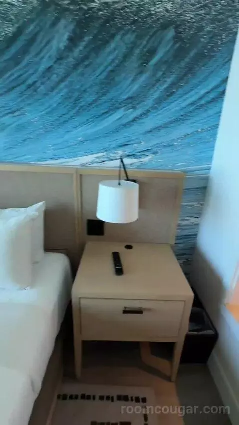 Premium Ocean Front, Guest Room, 1 King, Ocean Facing View, Top Floor, Balcony (#611) bed picture #6