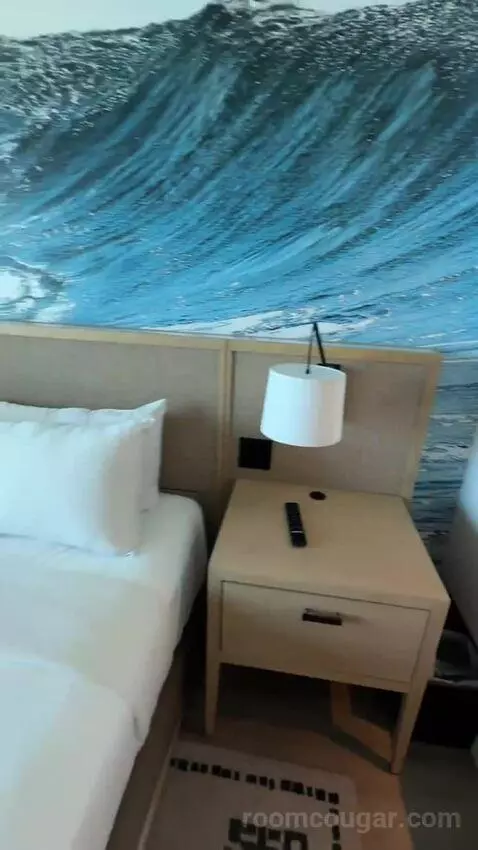 Premium Ocean Front, Guest Room, 1 King, Ocean Facing View, Top Floor, Balcony (#611) bed picture #7