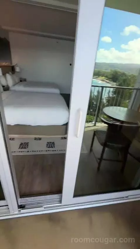 Ocean View Lanai, Guest Room, 2 Queen, Ocean View, Lanai (#618) bed picture #6