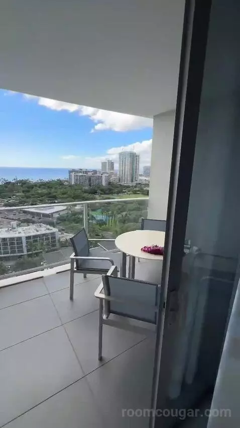 Grand One Bedroom Suite with Ocean View (D2105) view picture #6