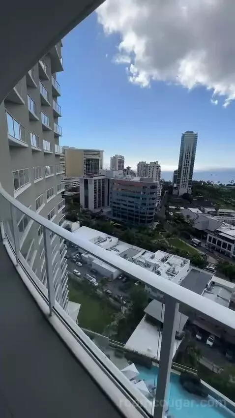 Grand One Bedroom Suite with Ocean View (D2105) view picture #7