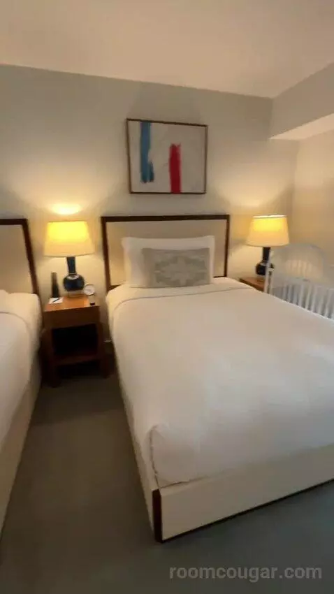 Deluxe Ocean View Suite, 1 Bedroom Suite, 2 Double, Sofa Bed, Ocean View (D1906) bed picture #3
