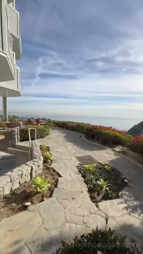 Pacific Edge Deluxe + Patio (#104) view picture #7