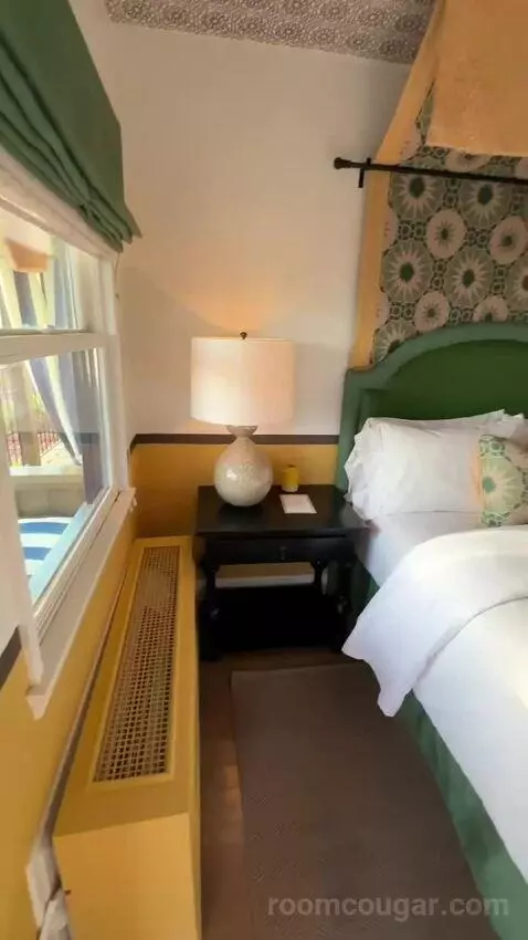 Queen Room with Sea View (#19) bed picture #1