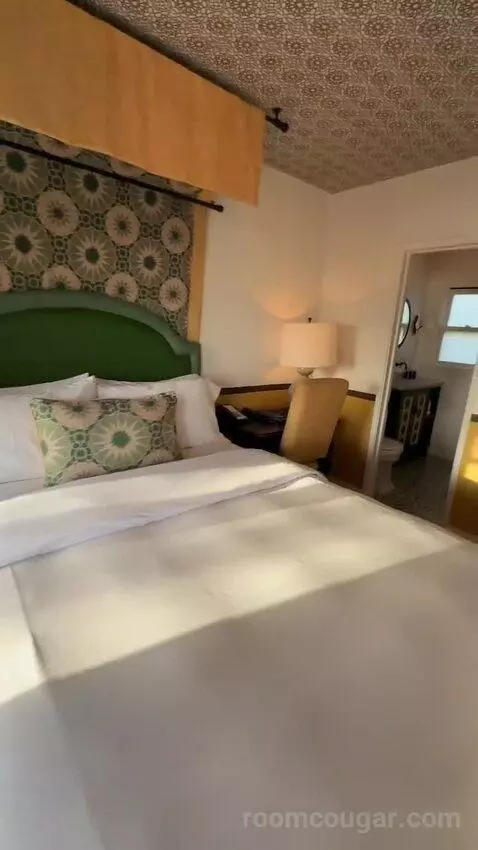 Queen Room with Sea View (#19) bed picture #4