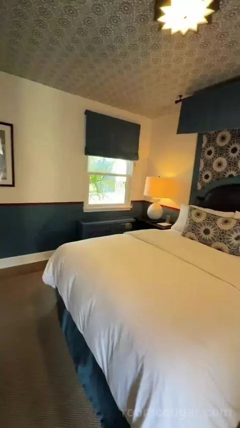 Queen Room with Garden View (#9) bed picture #9