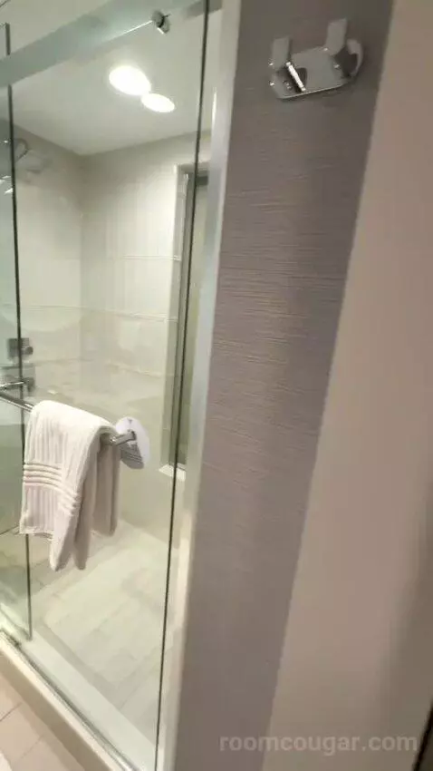 Lumina Guest Room, 1 King, Golf View, Ground Floor, Fairway bathroom picture #1