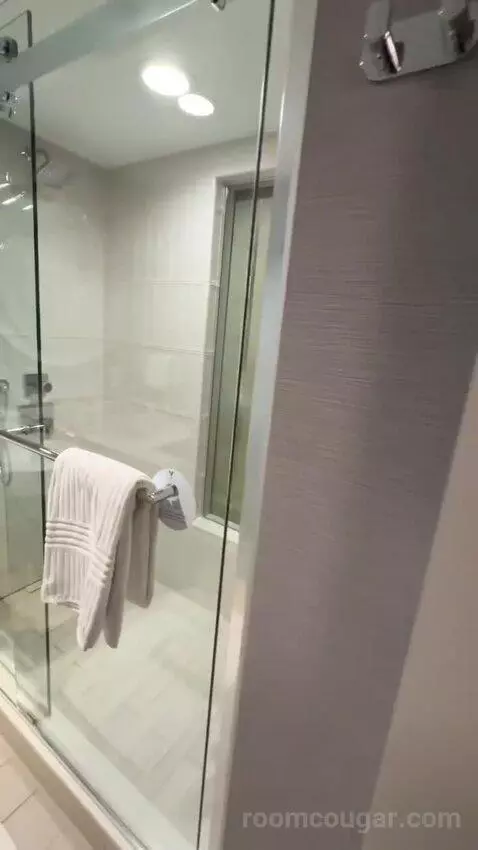 Lumina Guest Room, 1 King, Golf View, Ground Floor, Fairway bathroom picture #2