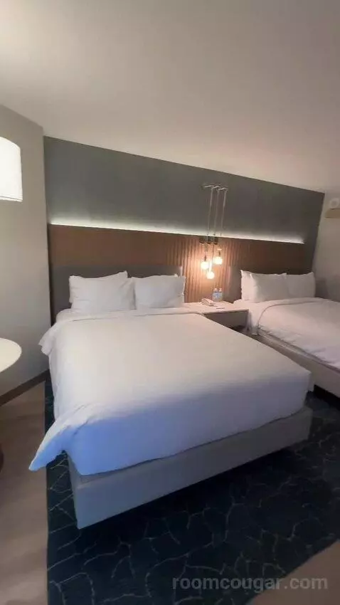 Queen Queen Room with Partial Ocean View (#914) bed picture #10