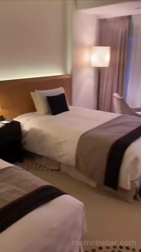 Twin Room (#766) bed picture #4