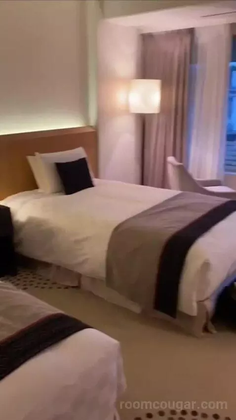 Twin Room (#766) bed picture #5