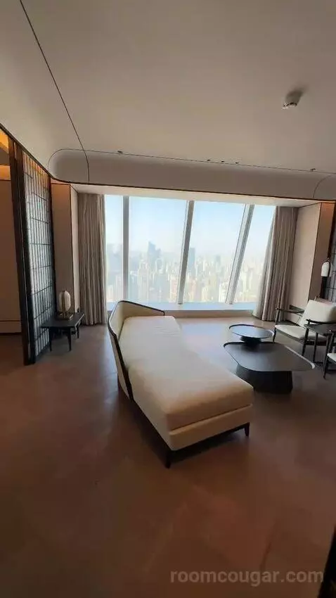 King Conrad Suite (#5907) bed picture #3