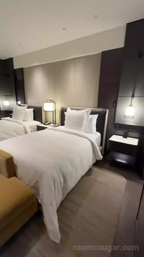 Premier City View Twin (#2005) bed picture #2