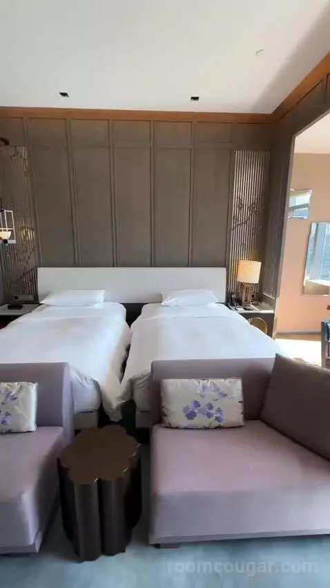 2 Twin Beds with River View (#4416) bed picture #6