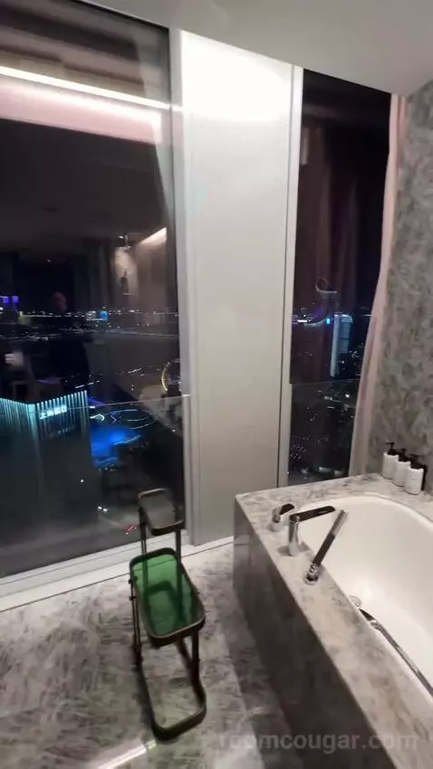 Queen Double Executive River View (#4712) bathroom picture #10
