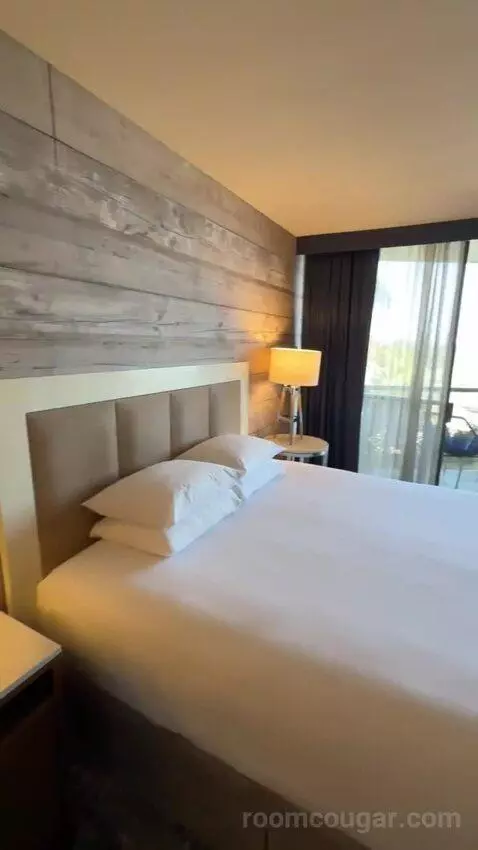 King Room with Marina View (#607) bed picture #9
