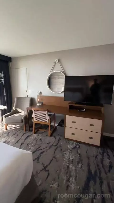Queen Room with Two Queen Beds and Ocean View (#704) bed picture #10