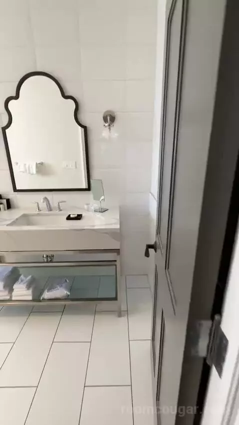 Sunset Suite (Sunset) bathroom picture #6