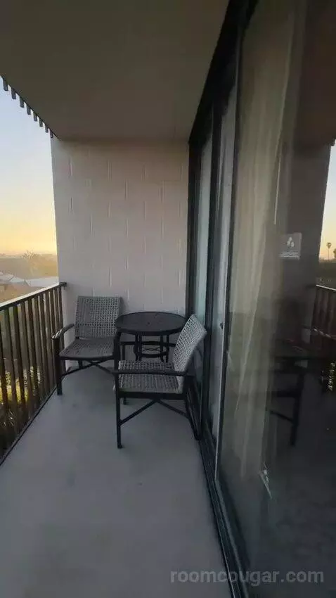 Bay View Tower Suite (#651) view picture #10