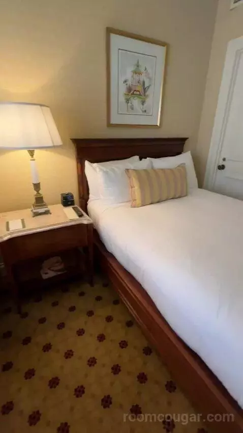 Premier View 2 Double Room (#1289) bed picture #7
