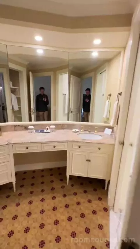Premier View 2 Double Room (#1289) bathroom picture #10