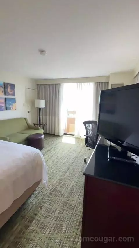Corner King Room with Balcony (#619) bed picture #1