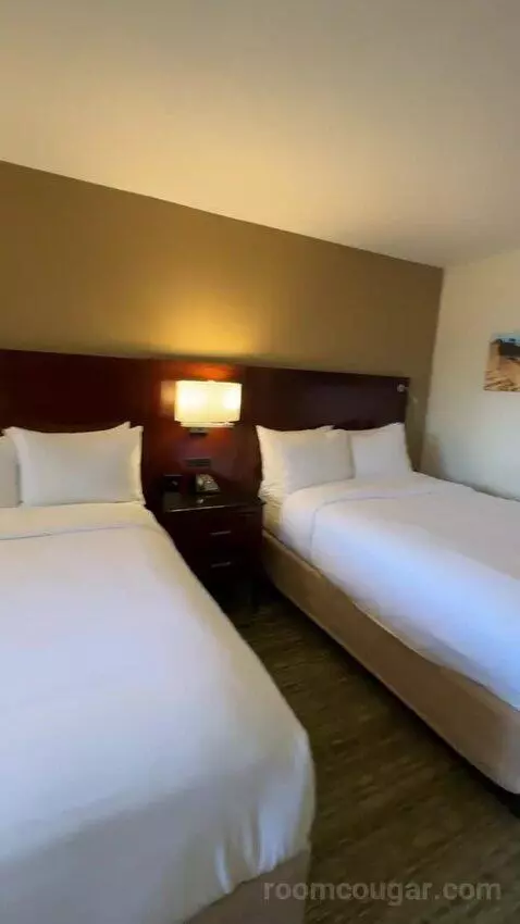 Double Room with Two Double Beds (#716) bed picture #2