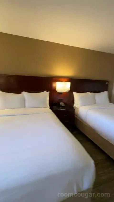 Double Room with Two Double Beds (#716) bed picture #3